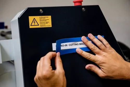 GEToolbox® Text Window Floor Marker "Mini Cut-out" 75mm ORANGE