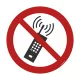 Bekapcsolt mobiltelefon használata tilos P013 300 mm biztonsági jel