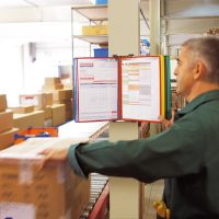 Bemutatótábla rendszer falra